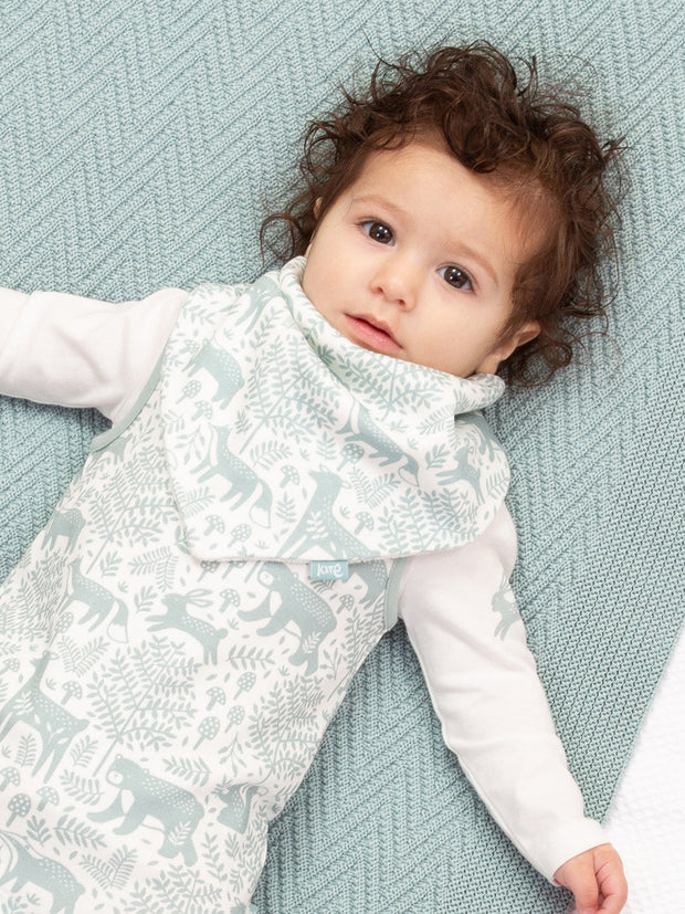 Woodland walk bib