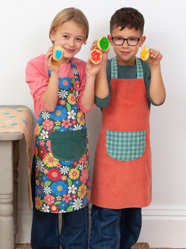Flower power apron