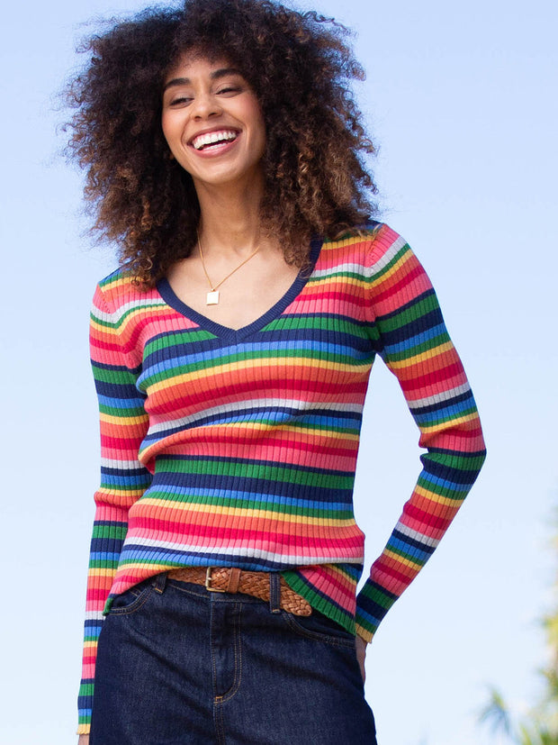 Trigon V-neck knit top
