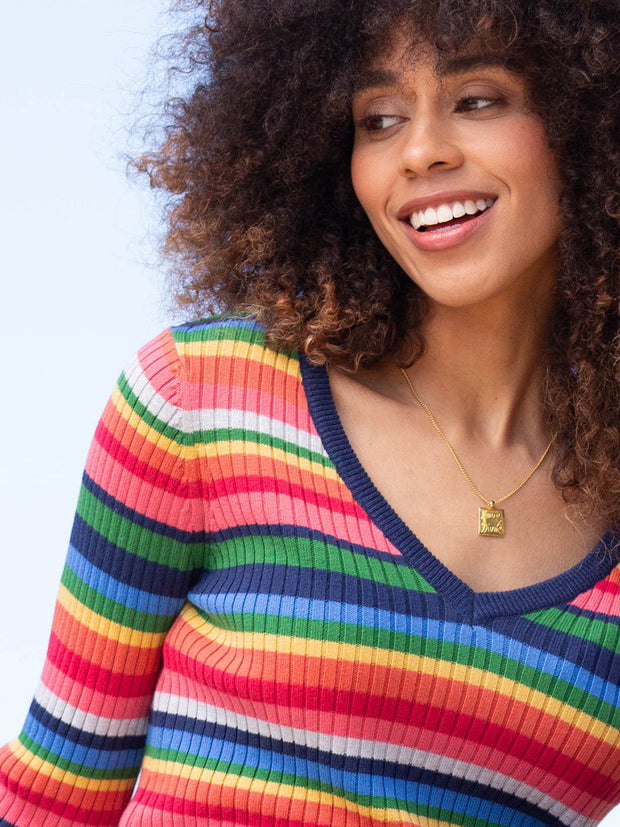 Trigon V-neck knit top