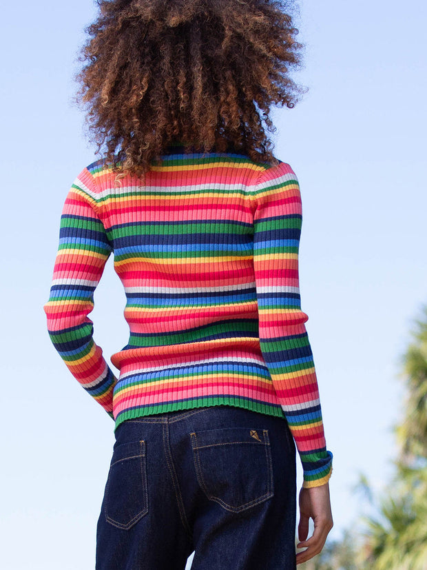 Trigon V-neck knit top